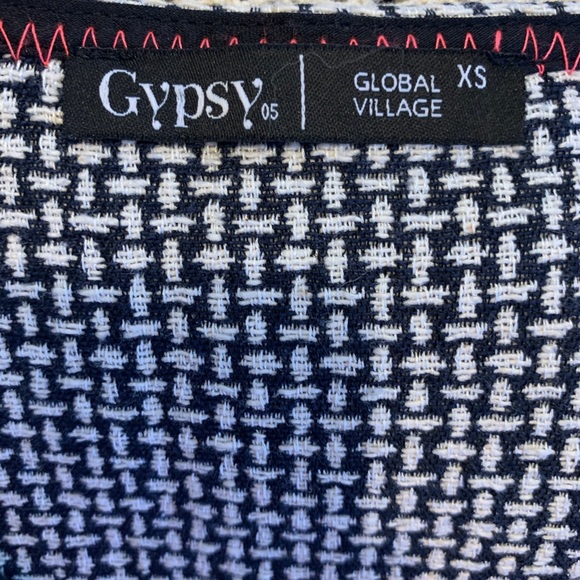 Gypsy05 | Barre Jacquard Box Blouse - Picture 9 of 9